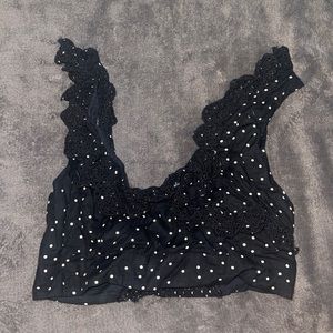 Black polka dot crop tank